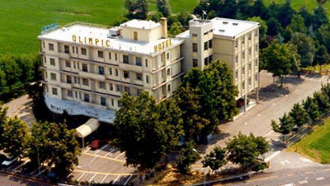 Hotel Olimpic Кастел Маджиоре Экстерьер фото